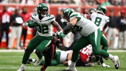 Jets RB Challenges Yankees Stars in Batting Cages: ‘Holler at Me’