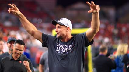 Rob Gronkowski Hilariously Reacts to Tom Brady’s 600th Touchdown Saga