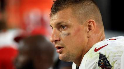 Bucs Make Final Decision on Rob Gronkowski, Injured Players
