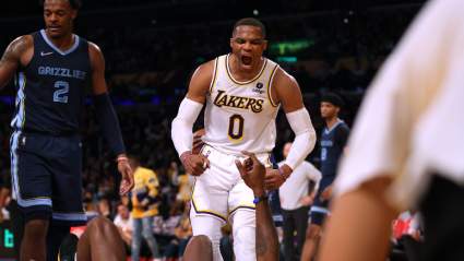Lakers Star Not Sweating Growing Pains With New Core