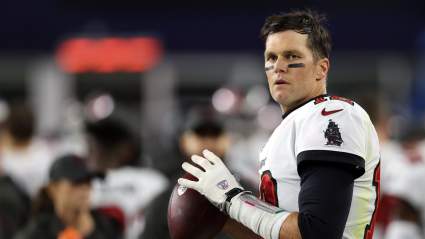 NFL Legend Says Buccaneers’ Tom Brady Could Play Until Age 60