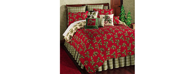 holly red queen quilt