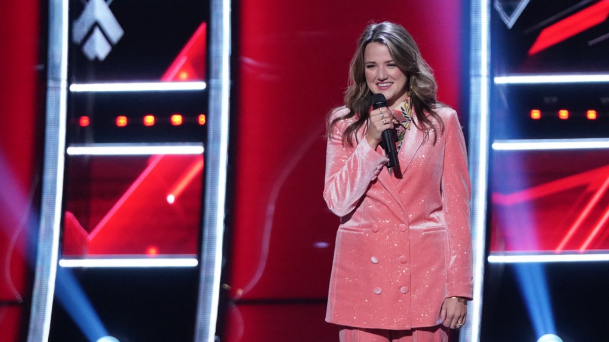 'The Voice' Contestant Talks Working With Kelly Clarkson