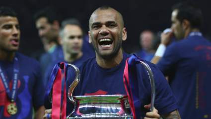 Dani Alves Celebrates Barcelona Return in True Style [WATCH]