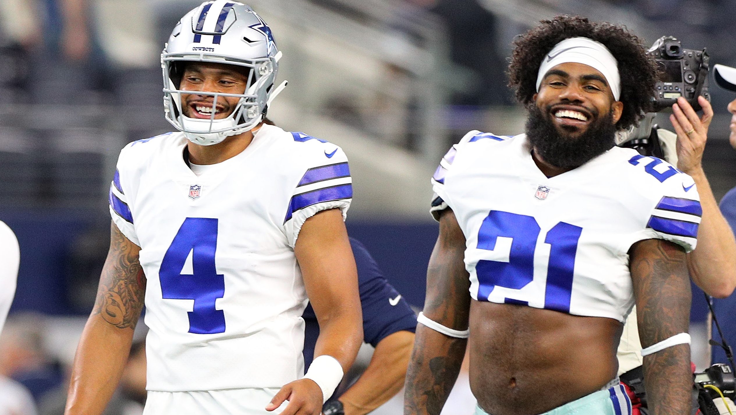 Dak Prescott responds to Ezekiel Elliott's trade to the New