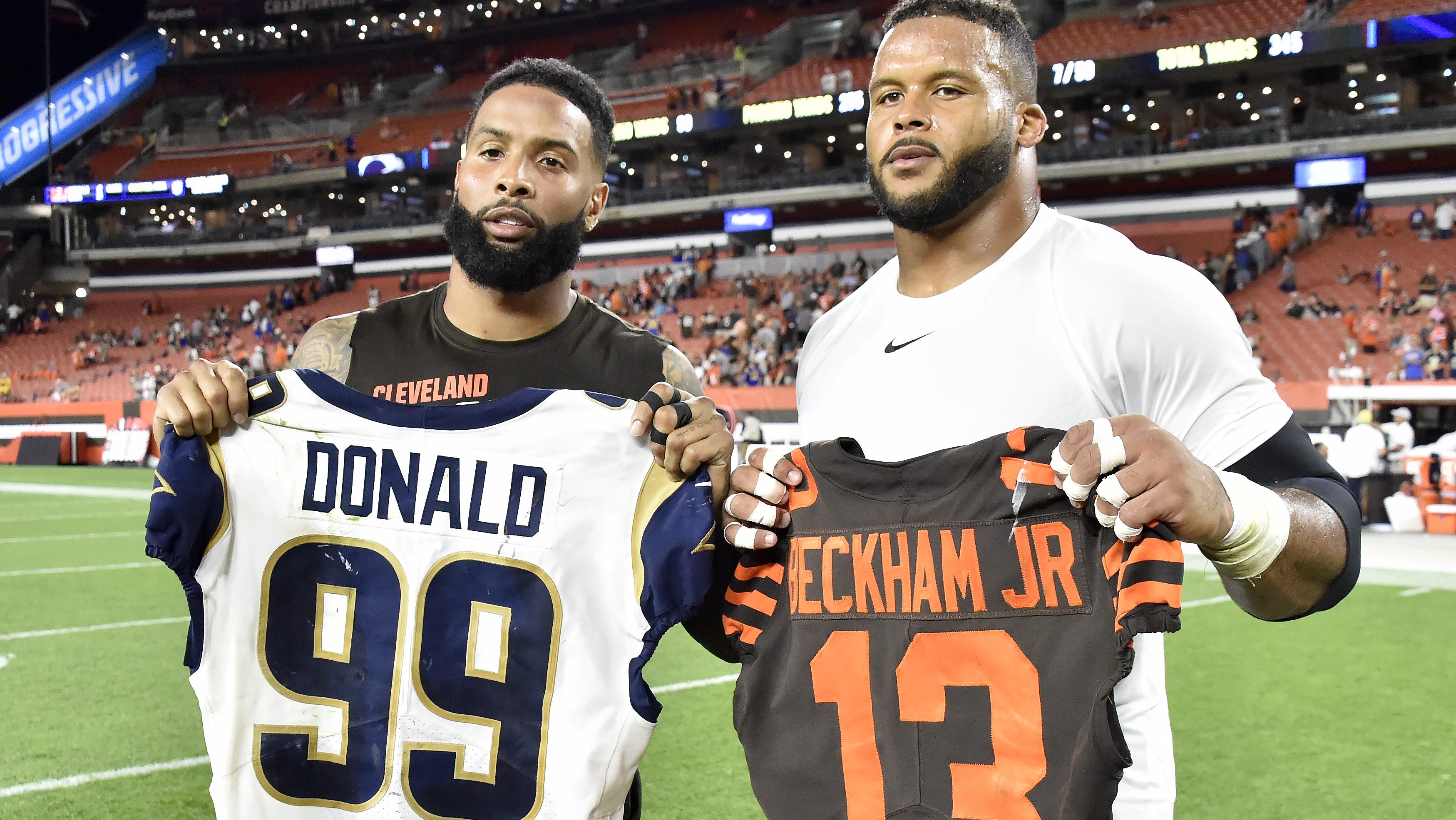 Aaron Donald, OBJ Exchange Jerseys Postgame, Aaron Donald, Odell Beckham  Jr show each other respect after SNF matchup. 