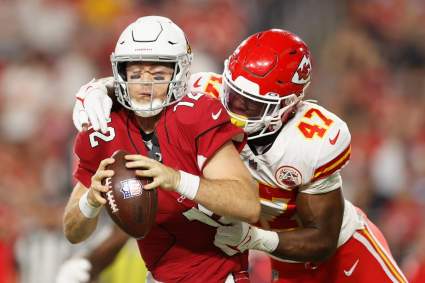Chiefs Promote DE, LB to Active Roster for Monday Night Football vs. Giants