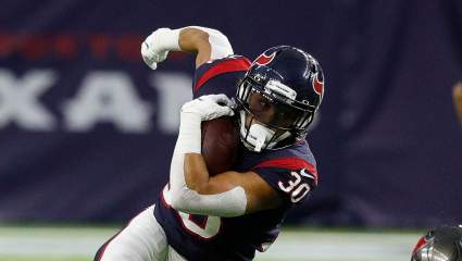 Seahawks Could Be a Landing Spot for Former Pro Bowl Running Back