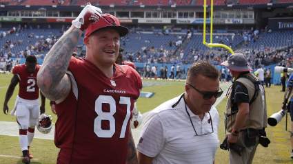 Injured Cardinals TE Turns to Twitter to Stay Involved on Game Days