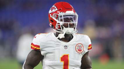 KC’s 2021 Playoff Stud Re-Signs With Chiefs: Report
