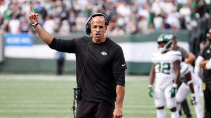 Robert Saleh Makes Final Decision on Jets Starting Quarterback vs. Bills
