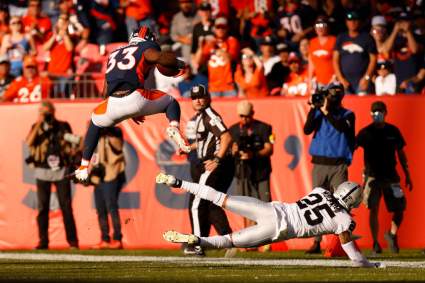 Broncos’ Award-Winning RB Reminds Vic Fangio of Hall of Famer