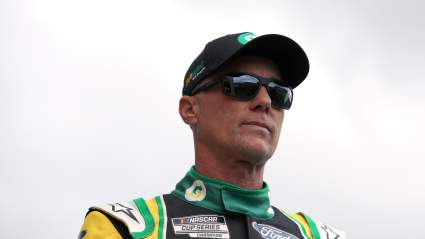 Kevin Harvick Completes Impressive Comeback at Phoenix