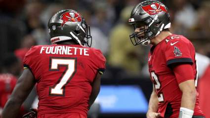 Bucs RB Leonard Fournette Trolls Tom Brady With Viral Tweet