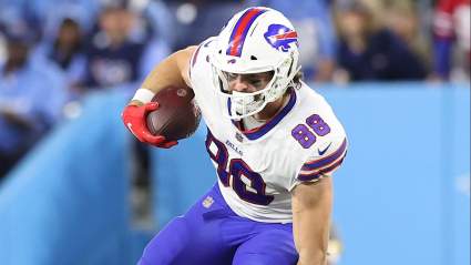 Bills TE Breaks Silence on Flipping Off QB Josh Allen in Viral Photo