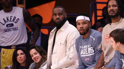 Lakers’ LeBron James Ripped for Controversial Murder Trial Tweet