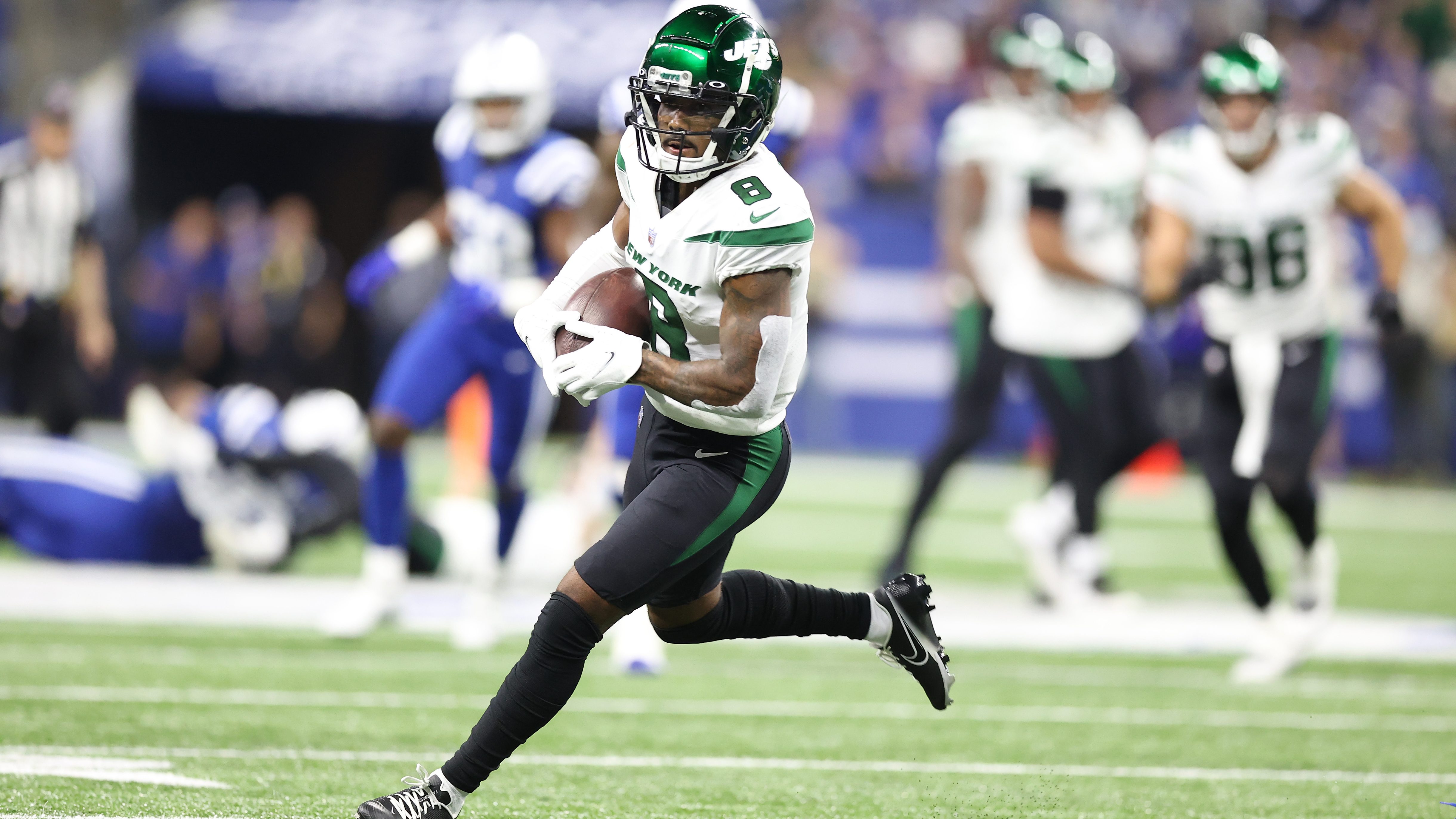 Twitter Erupts Over Jets 'WR1' Elijah Moore's Breakout Performance