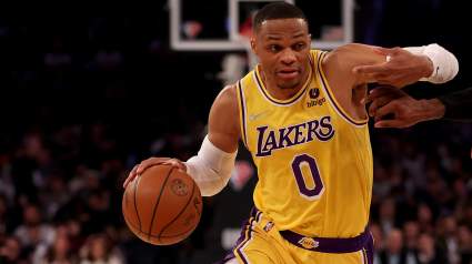 NBA Execs: Lakers Trade for 3-Time All-Star Could Solve 2 NBA Problems