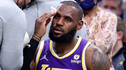 Lakers Get Timeline for LeBron James’ Return