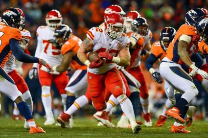 Ex-Chiefs Pro Bowler Broke Honorary Chiefs Equipment in Week 11 [LOOK]