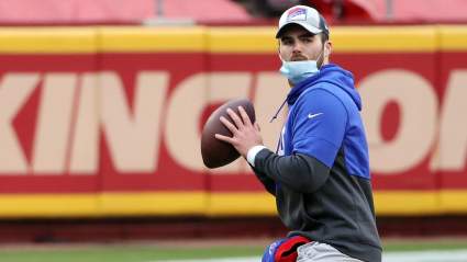 Giants Poach Bills QB Who Played Special Role Behind Josh Allen