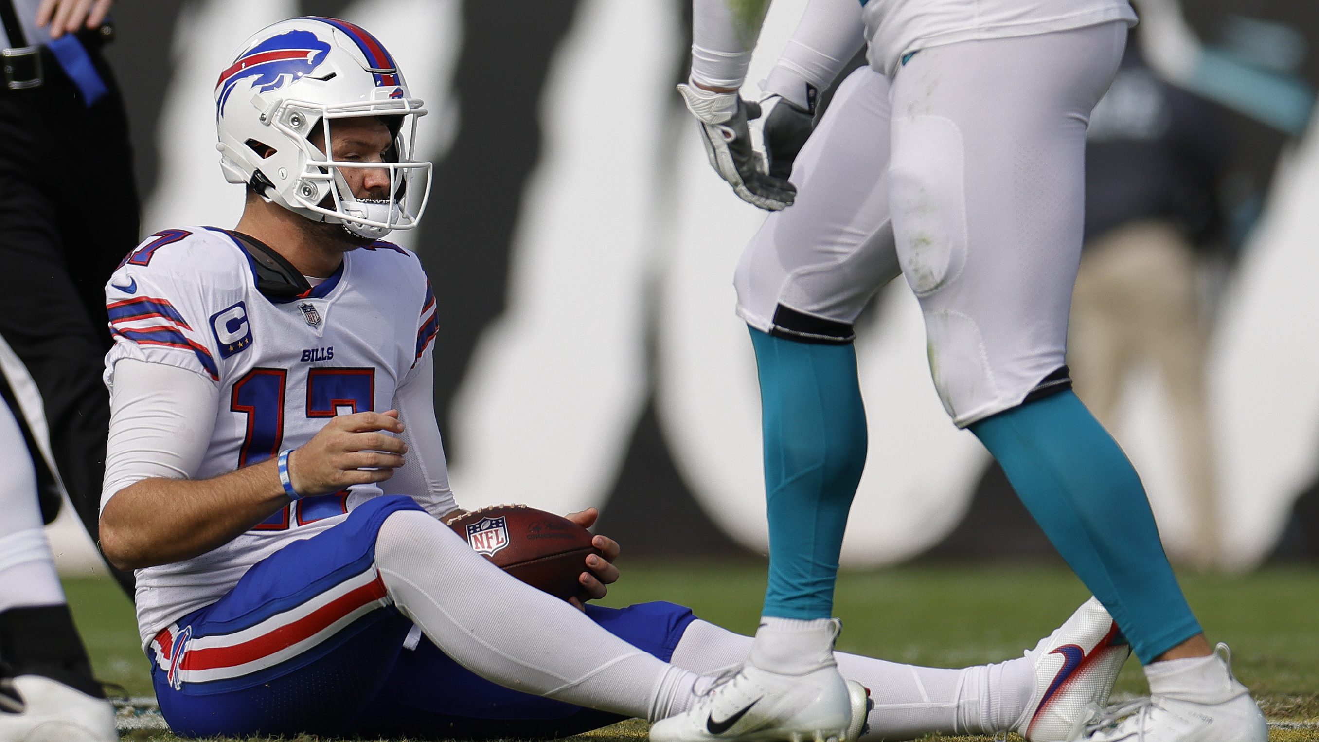 Bills' Josh Allen has one of his worst days in the NFL in a loss