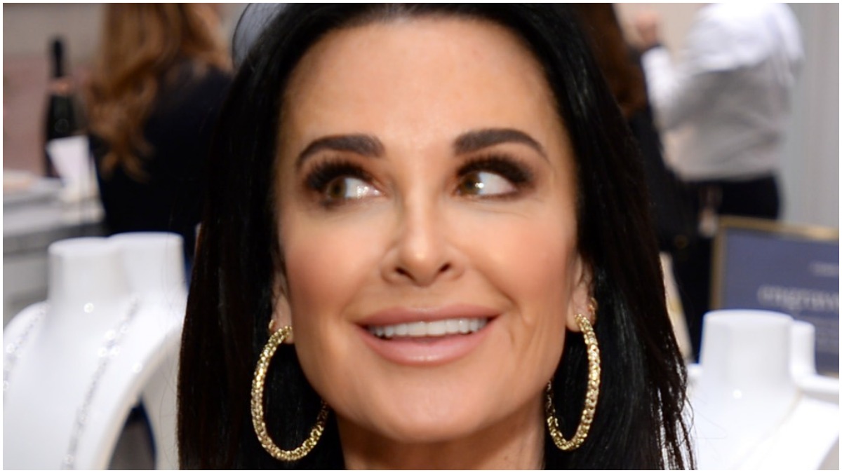 Kyle Richards Shares Photos of Her New Dog, Smokey