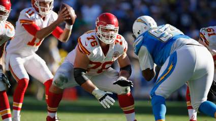 Chiefs Move on From Laurent Duvernay-Tardif in Deadline Deal: Report