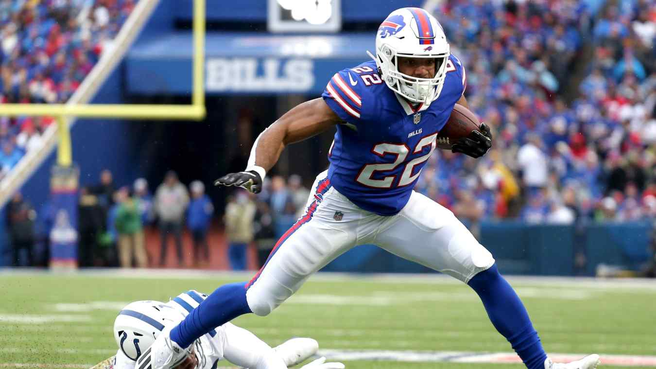 Bills Advised To Bench Struggling RB Tandem Start Breida Heavy