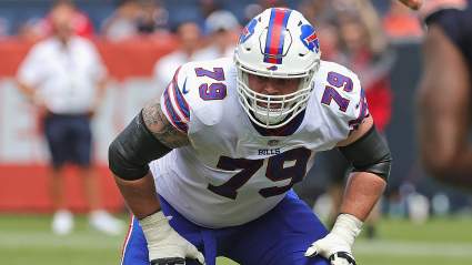 Photos of Bills Players Posing With President Trump Attracts Viral Attention