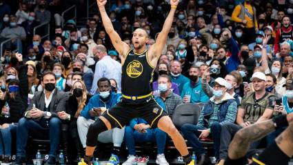WATCH: Warriors’ Stephen Curry Throws Insane Pass vs. Hornets