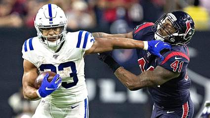 Giants Sign Ex-Colts & Saints Running Back Amidst Injury Issues
