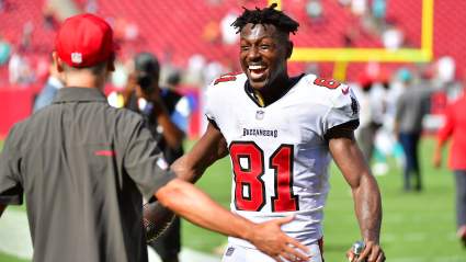 Bruce Arians Reveals Target Date for Antonio Brown’s Return