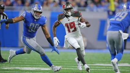 Bears Release Ex-Bucs Receiver & Former First-Round Draft Pick