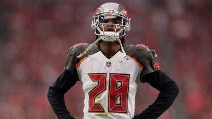 Ex-Bucs First-Round Pick Claimed by Playoff Contender