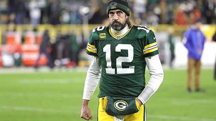 Giants Captain Takes Jab at Packers Star Aaron Rodgers