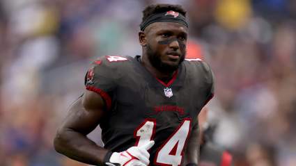 Potential Jets Free-Agent Target Suffers Torn ACL, Creating Catch-22