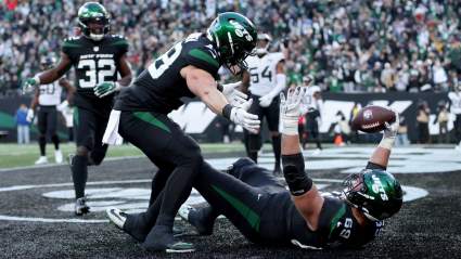 Jets’ Zach Wilson Caps Record-Setting Day With ‘Fat Man TD’ [WATCH]