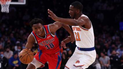 Knicks Re-Signing Two Hardship Players as Randle Hits Protocols