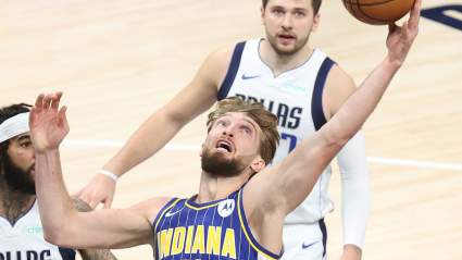Mavs a ‘Realistic’ Landing Spot for All-Star Big Man: Analyst