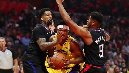 Lakers Bring Back Young Forward, Sign Ex-SEC Player of the Year: Report
