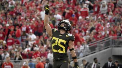 Lions Swipe Talented Former Rose Bowl MVP From Titans on Waivers