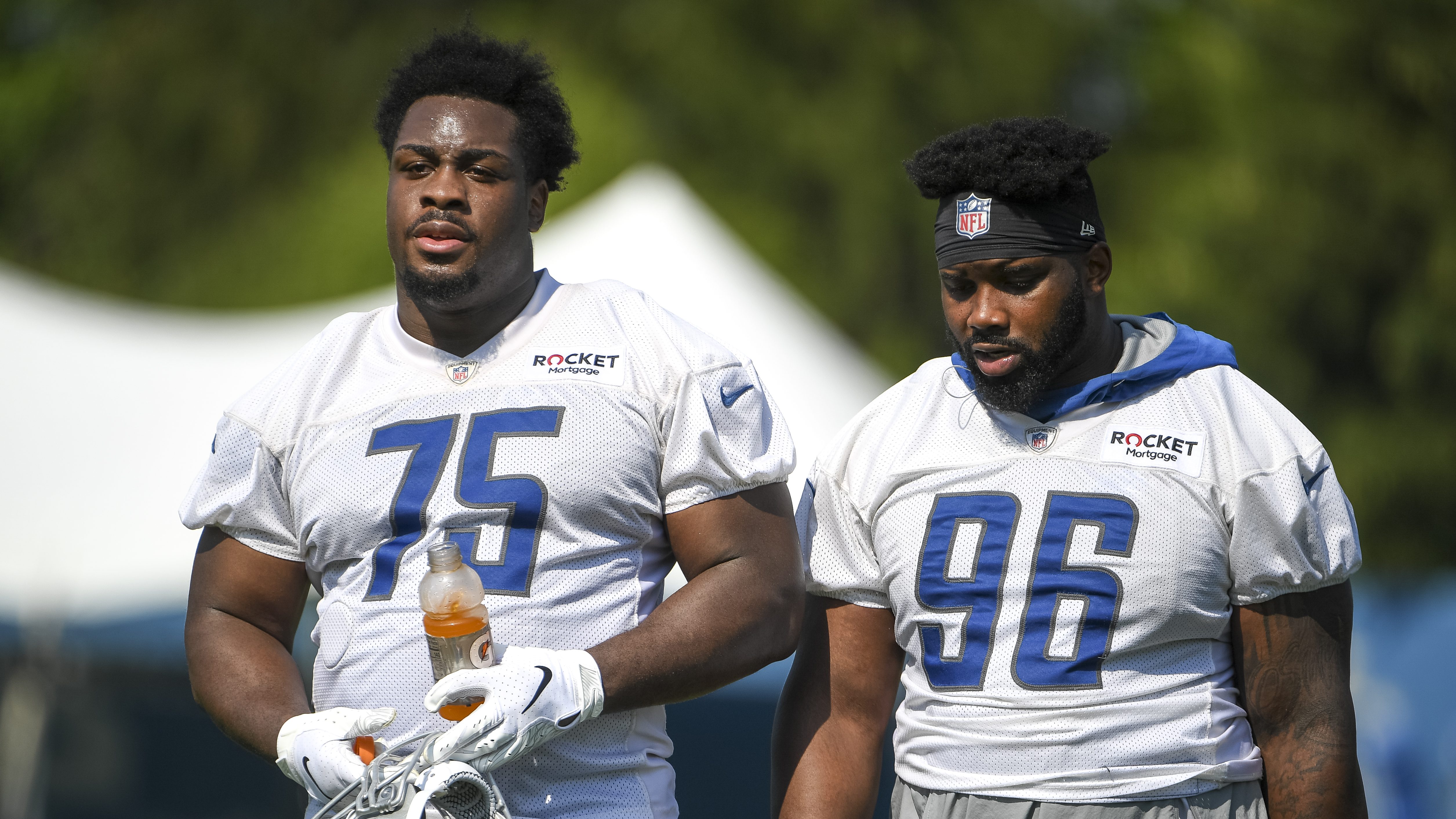 Rookie LB Malcolm Rodriguez ruled out by Lions, Derrick Barnes expected to  start 