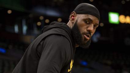 Lakers Star LeBron James Breaks Silence After Being Cleared to Play