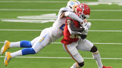 Broncos Playoff Hopes Get a Boost From Chiefs Win Over Chargers