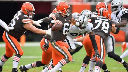 Browns Insider Pegs Raiders QB as Possible Baker Mayfield Replacement