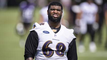 Former Ravens Undrafted Rookie OT Signs With Broncos