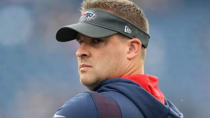 Patriots’ Josh McDaniels Discussed for Head Coaching Vacancy