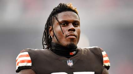 Raiders LB Throws Shade at Browns, David Njoku Claps Back
