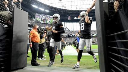 Raiders ‘Mulling’ Making Drastic QB Change Before Season’s End: Report